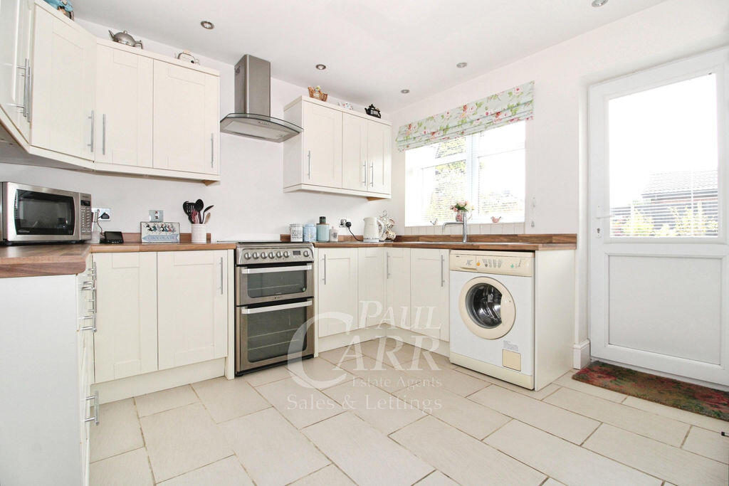 House in Sandwell, West Midlands - More