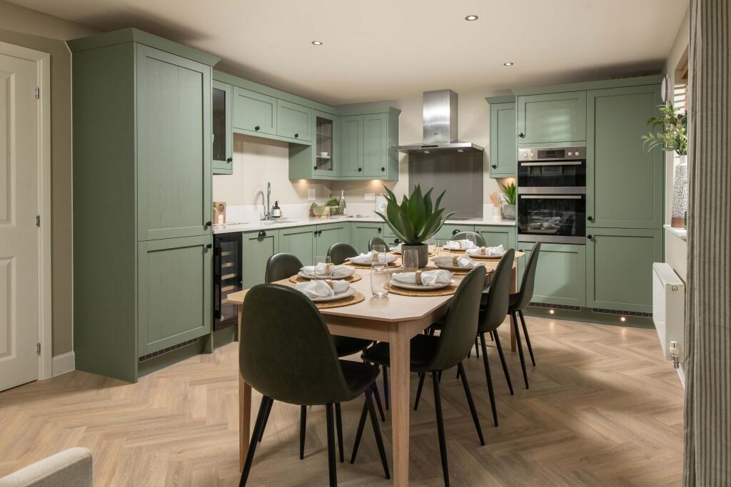 Main image of property: Greensleaves Avenue, Borden,
Sittingbourne, 
Kent, 
ME10 1FW