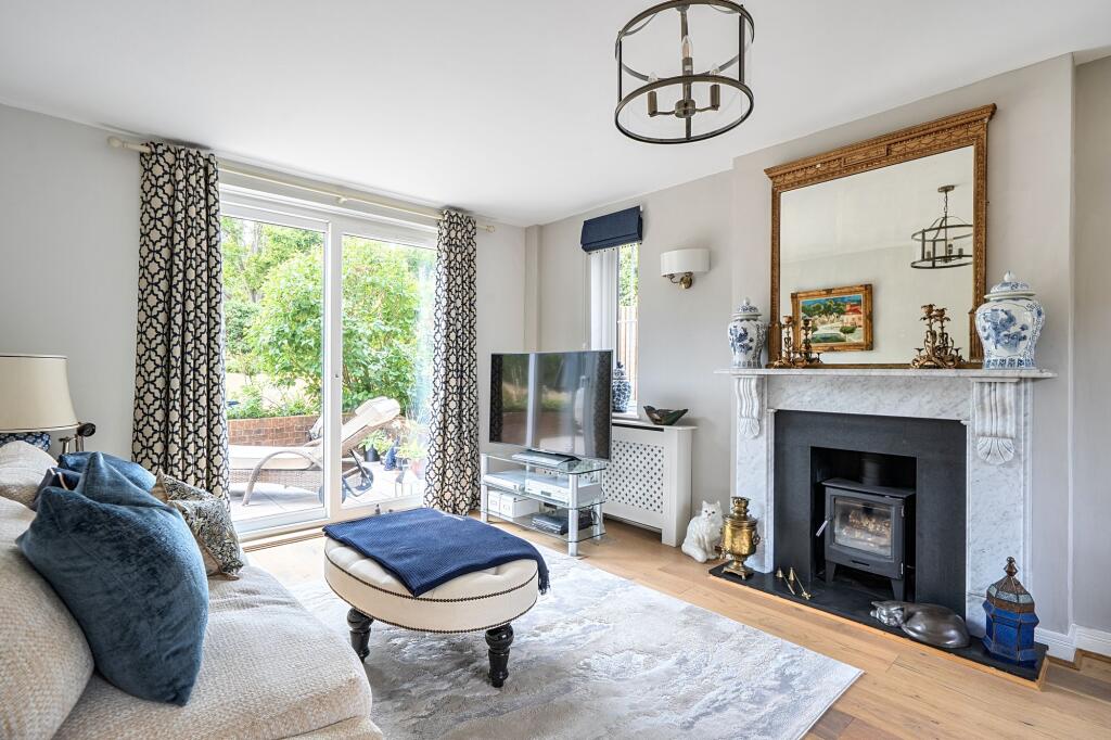 House in Mole Valley, Headley - View 4