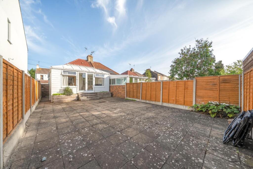 House in London - View 4
