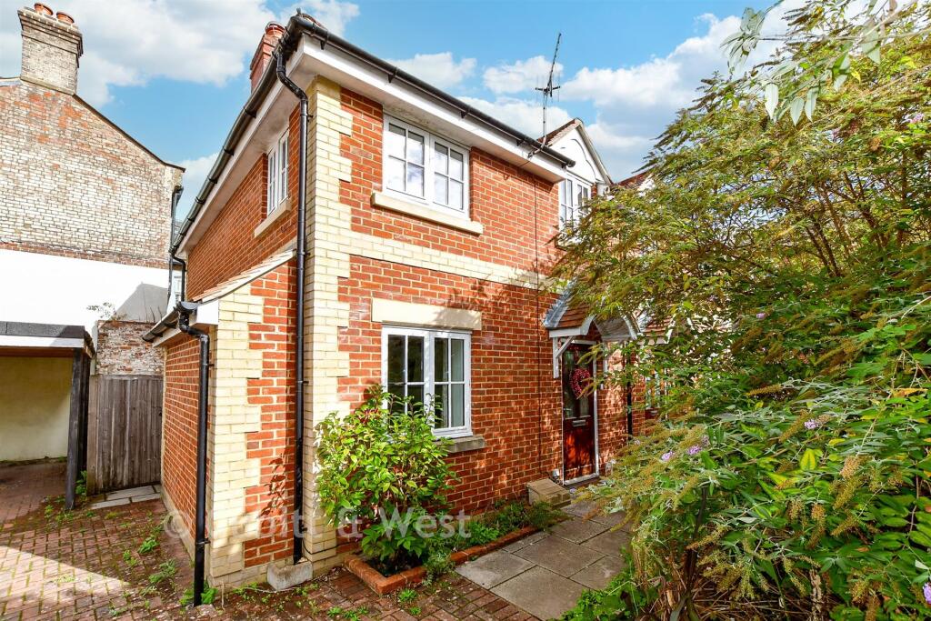 House in Havant, West Leigh