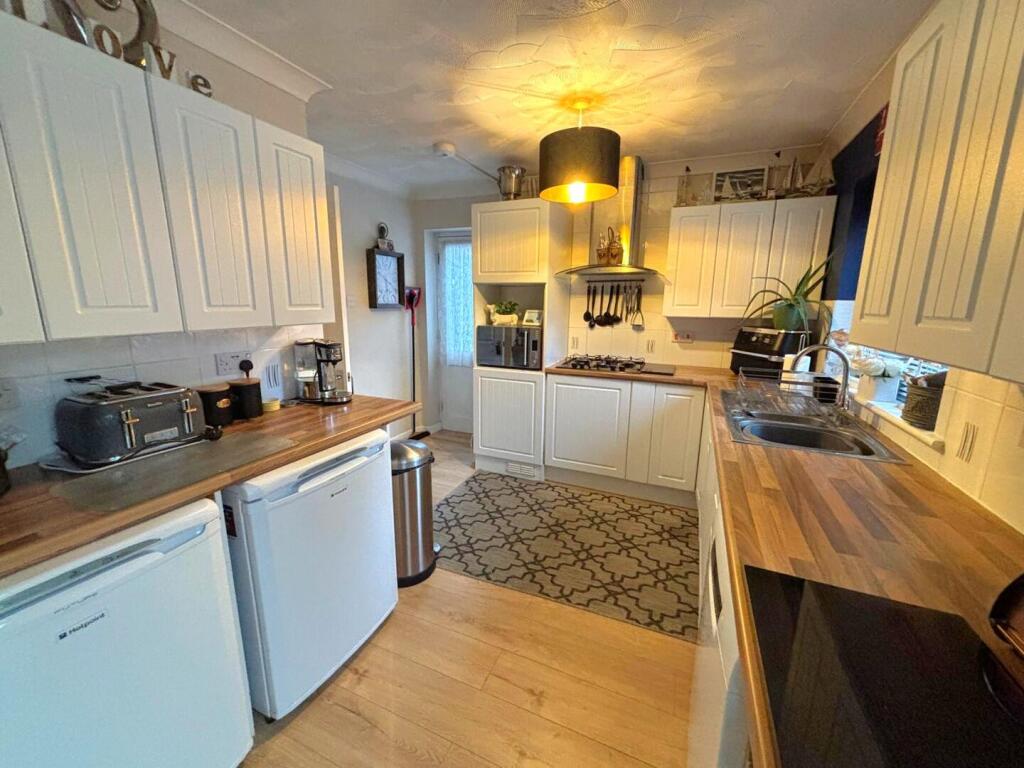 House in Portsmouth - View 4