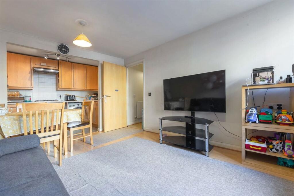 Main image of property: Cassilis Road, Canary Wharf