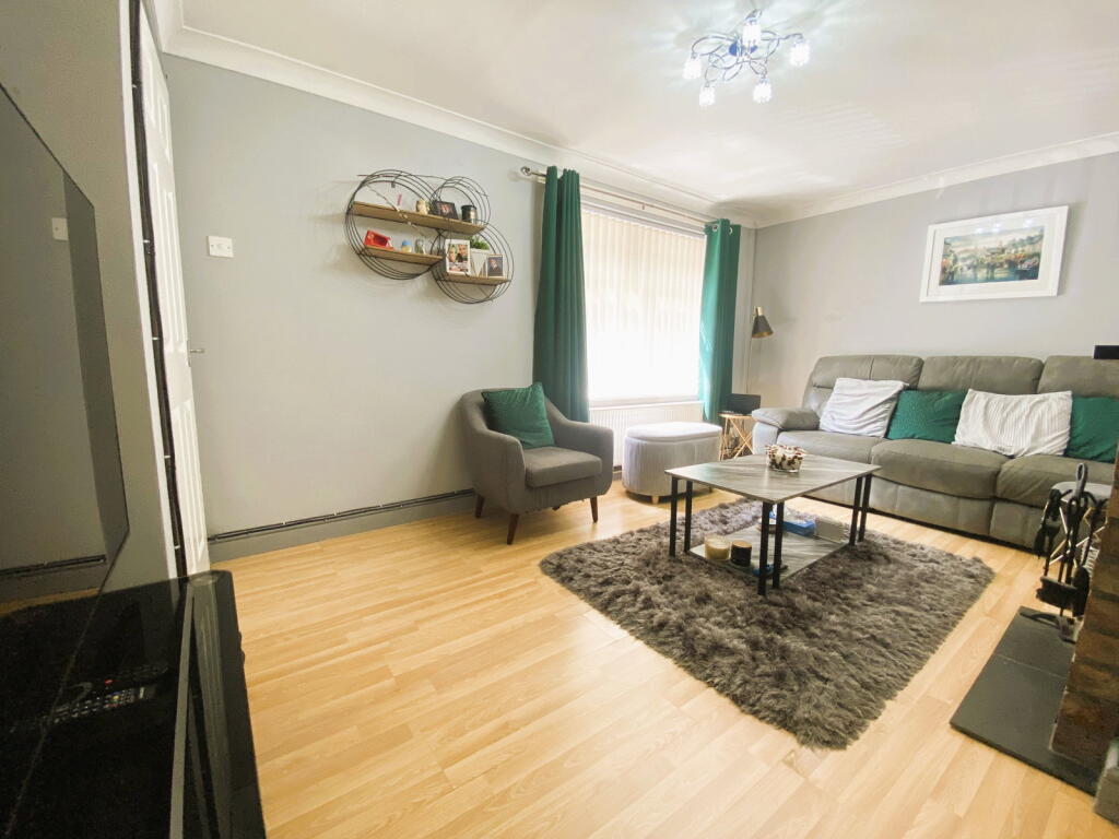 20 Equitable Street, Oldham OL4 2RL - View 4