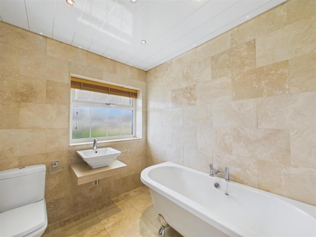 House in Stockton-on-Tees - More