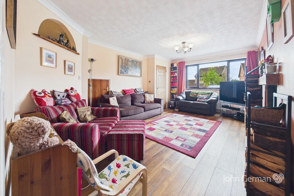 House in Stoke-on-Trent - View 4