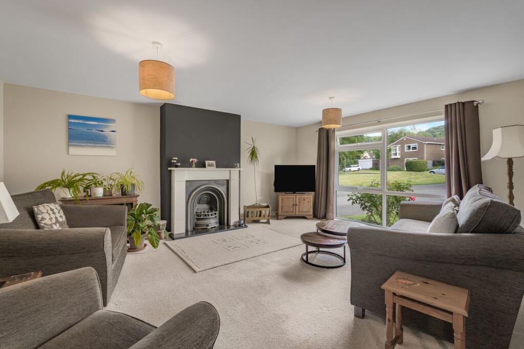 House in Gloucester - View 2