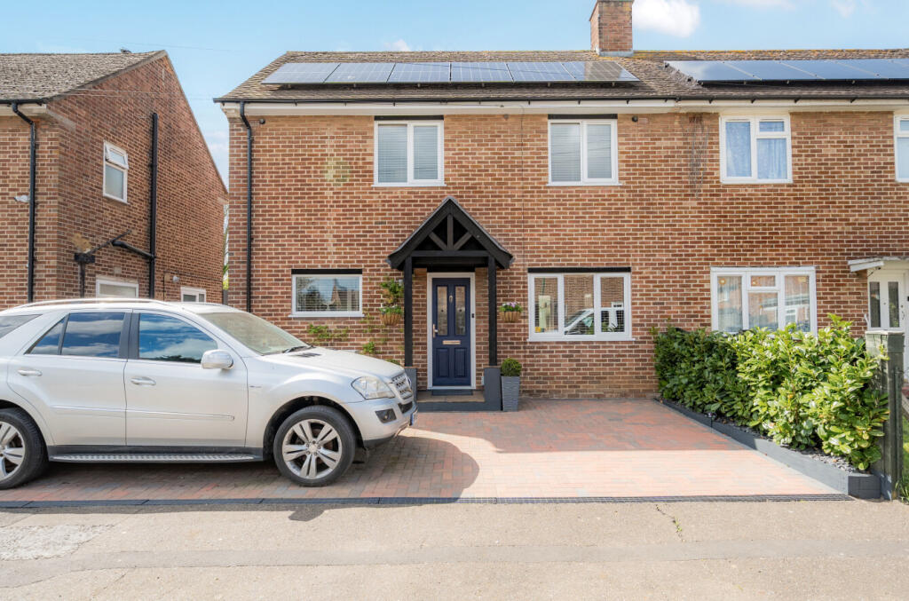 Main image of property: Townsend Crescent, Littlehampton, West Sussex, BN17