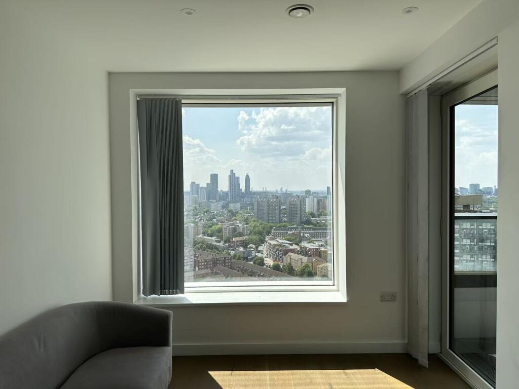 Hurlock Heights, Deacon Street, Southwark, London