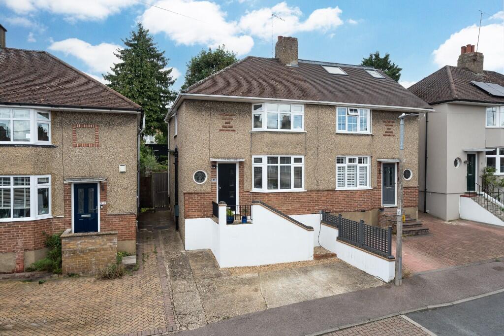 2-bed semi-detached on Corner Hall Avenue, Hemel Hempstead, Hertfordshire, HP3 9EE, £450,000