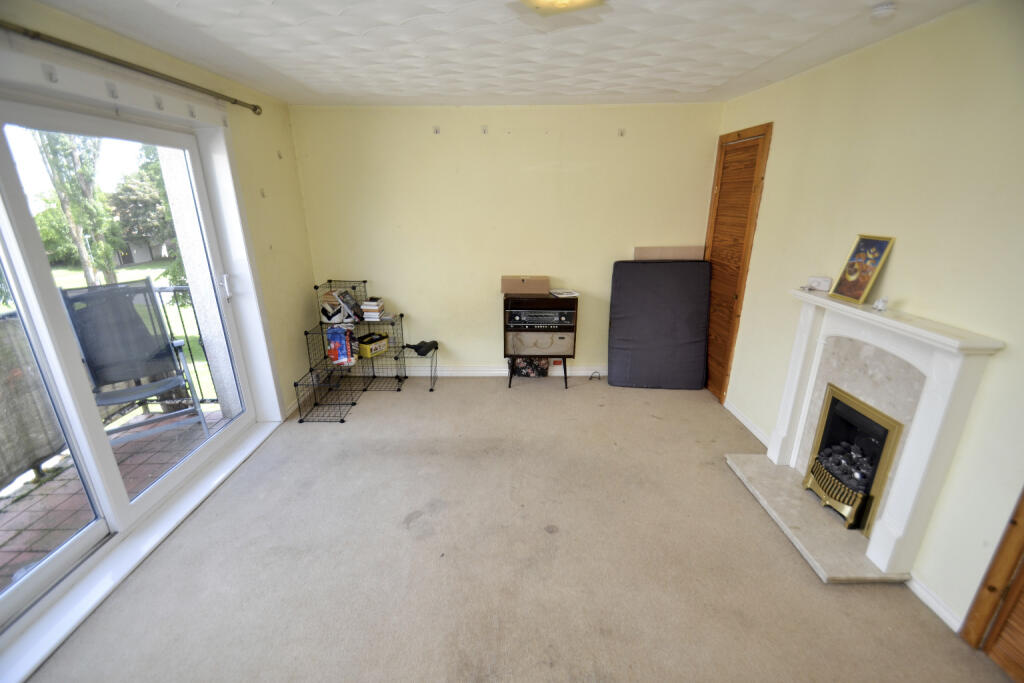 Apartment in Glasgow, Hangingshaw, Toryglen - View 5