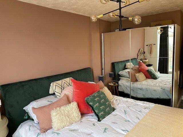 Apartment in Manchester - More