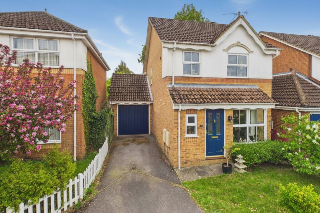 Main image of property: Skelton Fields, Warfield, Berkshire, RG42