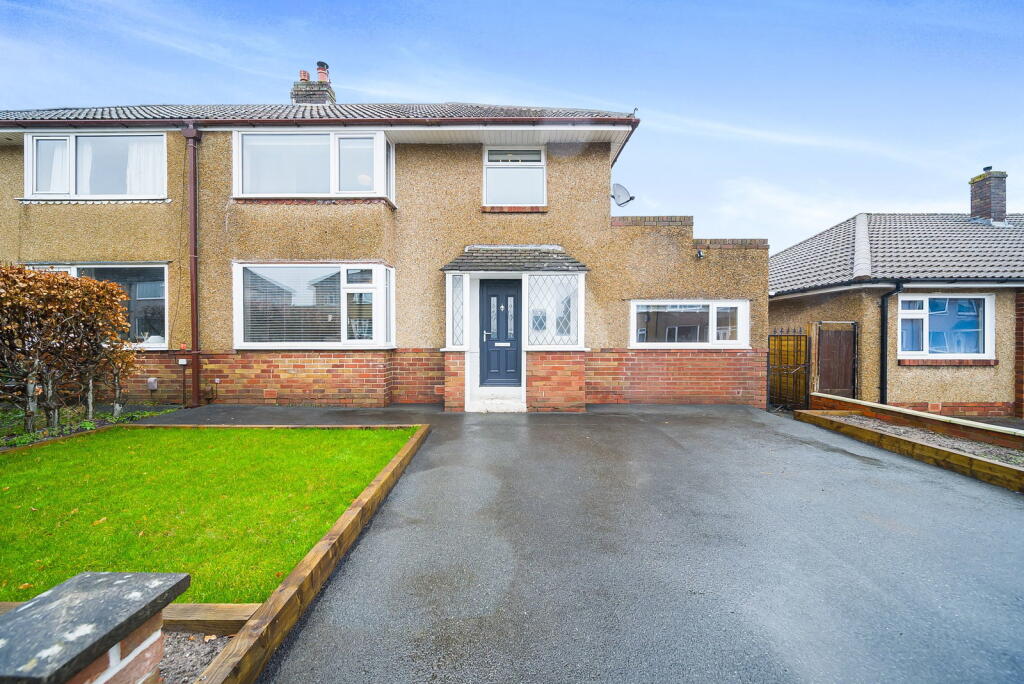 Main image of property: Pendle Road, Great Harwood, Blackburn, BB6 7TN