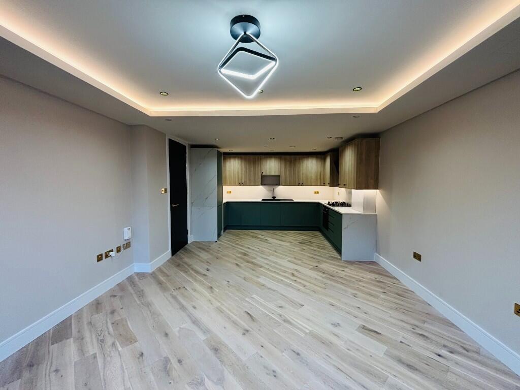 Main image of property: 186 Rye Lane, Peckham, London, SE15