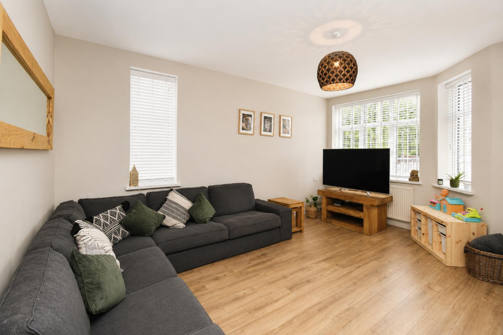 House in Hull, East Ella - View 5