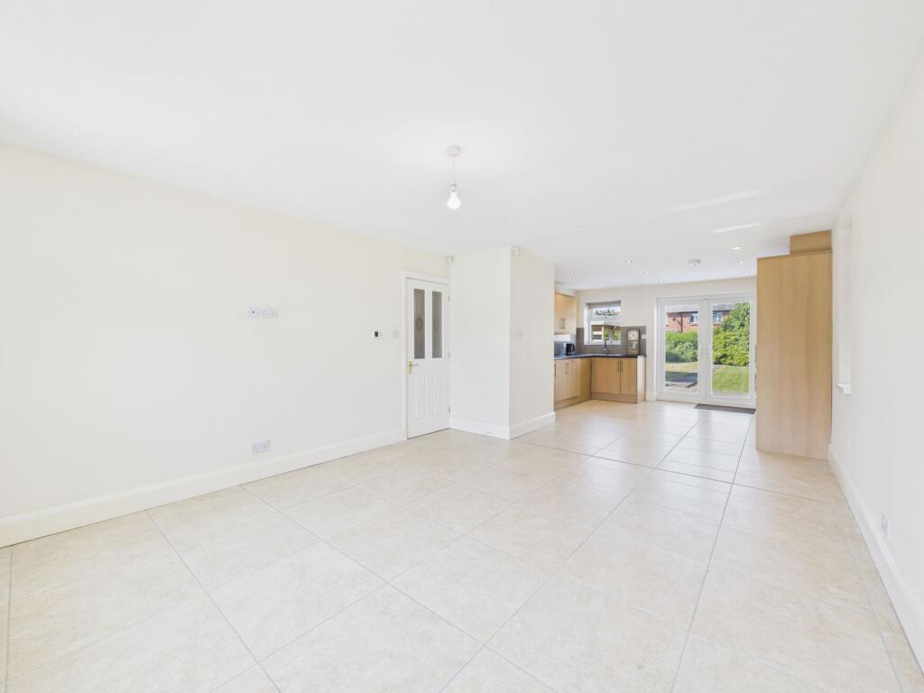 Wilson Avenue, Kirkby-In-Ashfield, NG17 - View 5