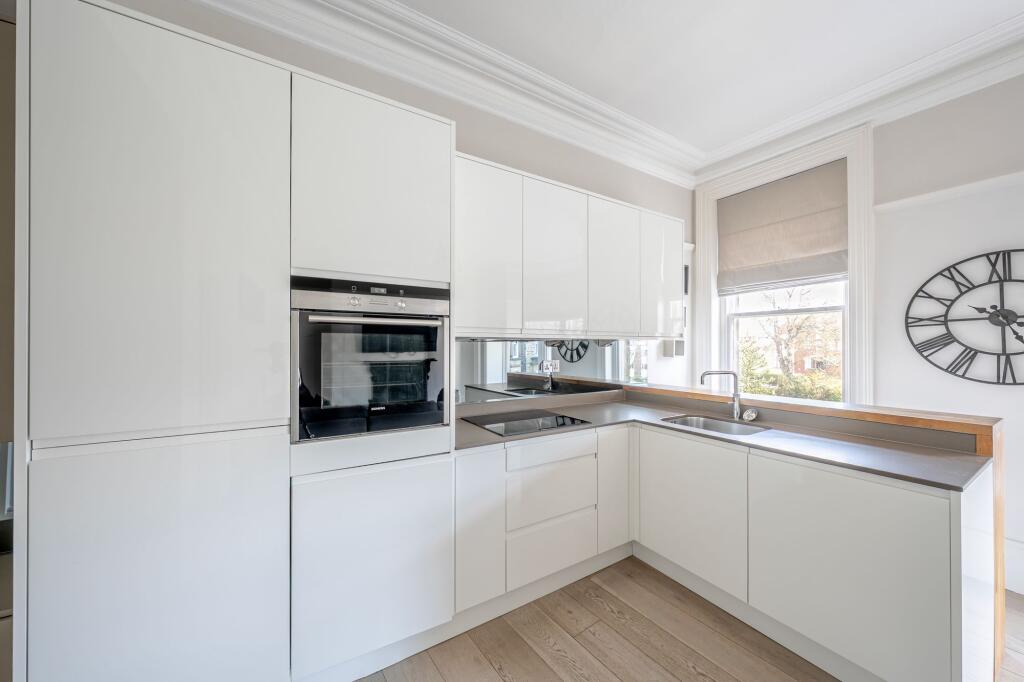 Apartment in Harrogate - View 4