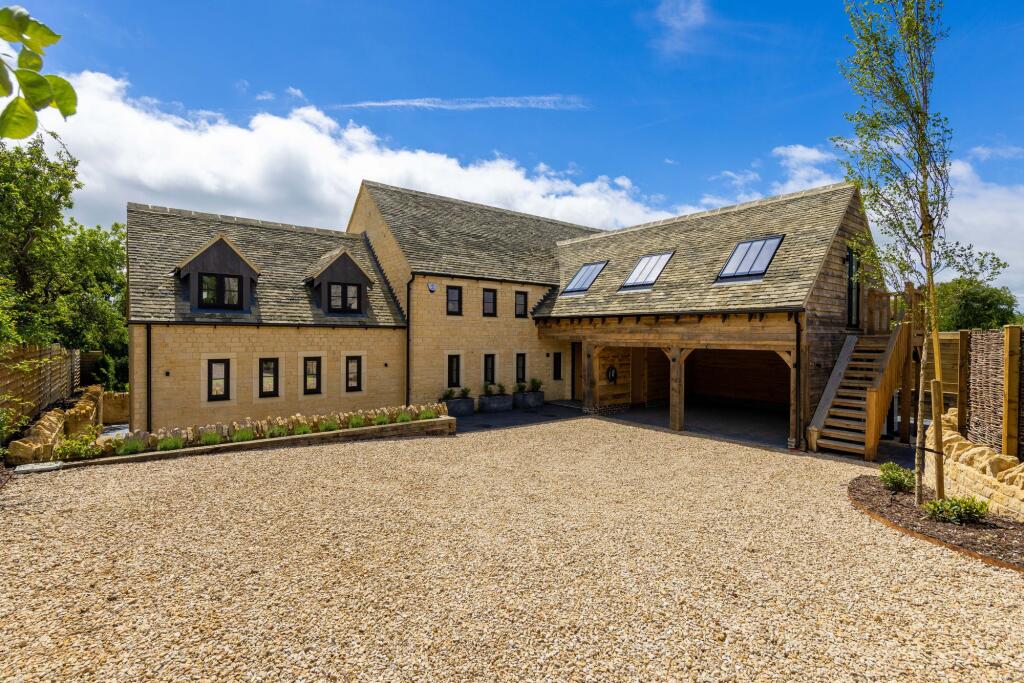 Main image of property: Meadow View, Milton-under-Wychwood, OX7