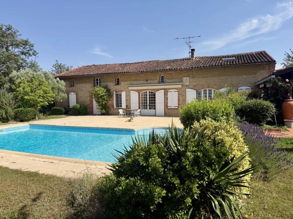 Main image of property: Midi-Pyrénées, Haute-Garonne, Villefranche-de-Lauragais
