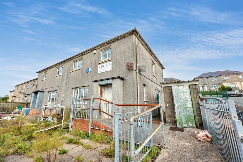 1-bed semi-detached on 25 Lon-Y-Parc, Caerau, Maesteg, Mid Glamorgan, CF34 0YE, £42,000