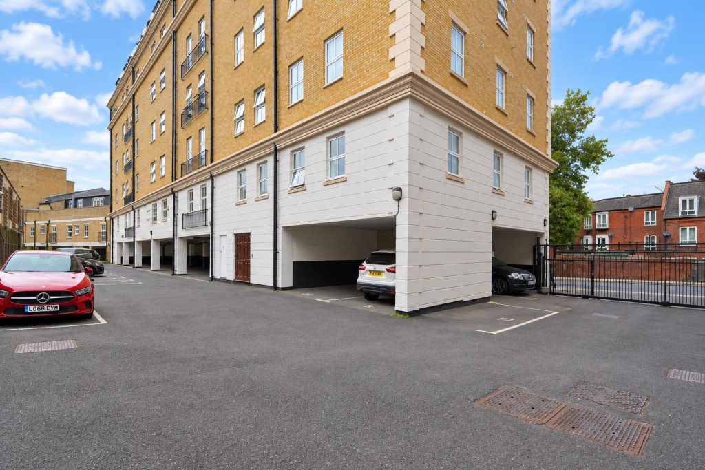 Property photo 8