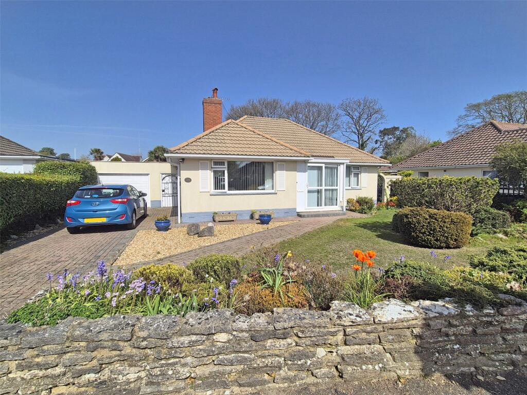 Main image of property: Crossmead Avenue, New Milton, Hampshire, BH25