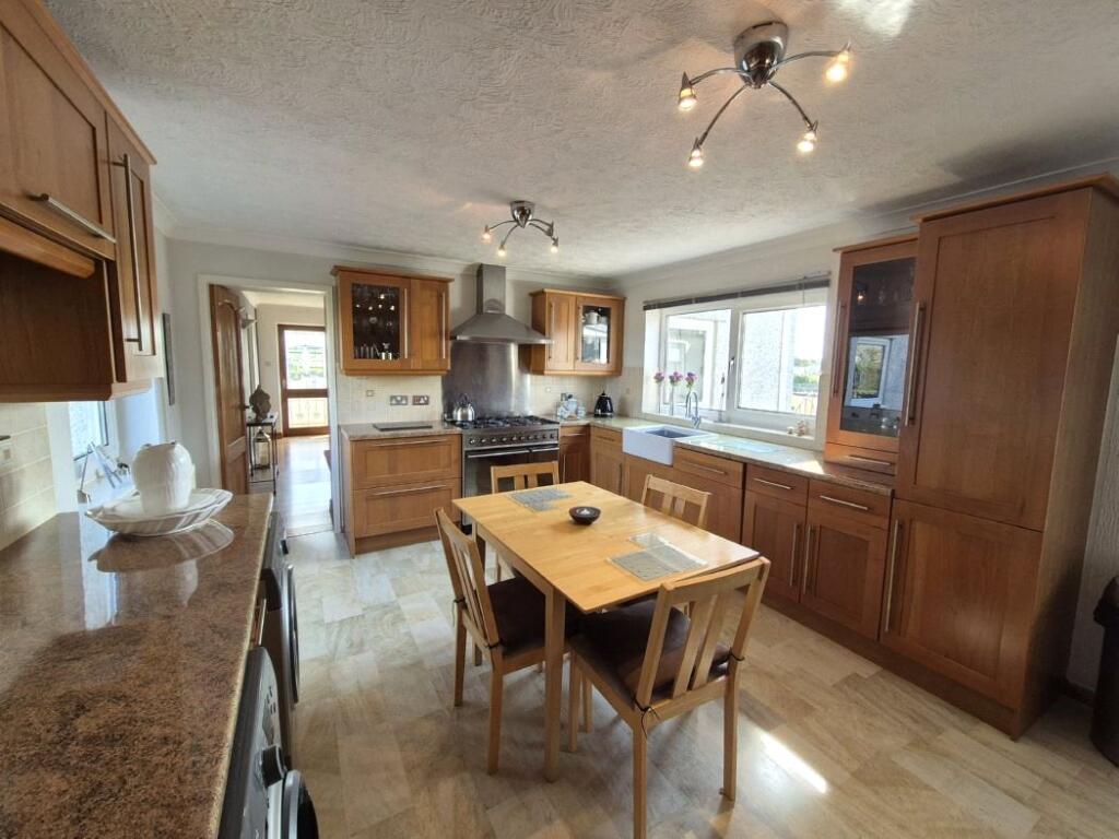 Tyn Llain, Tregele, Cemaes Bay, Anglesey, LL67 photo 3