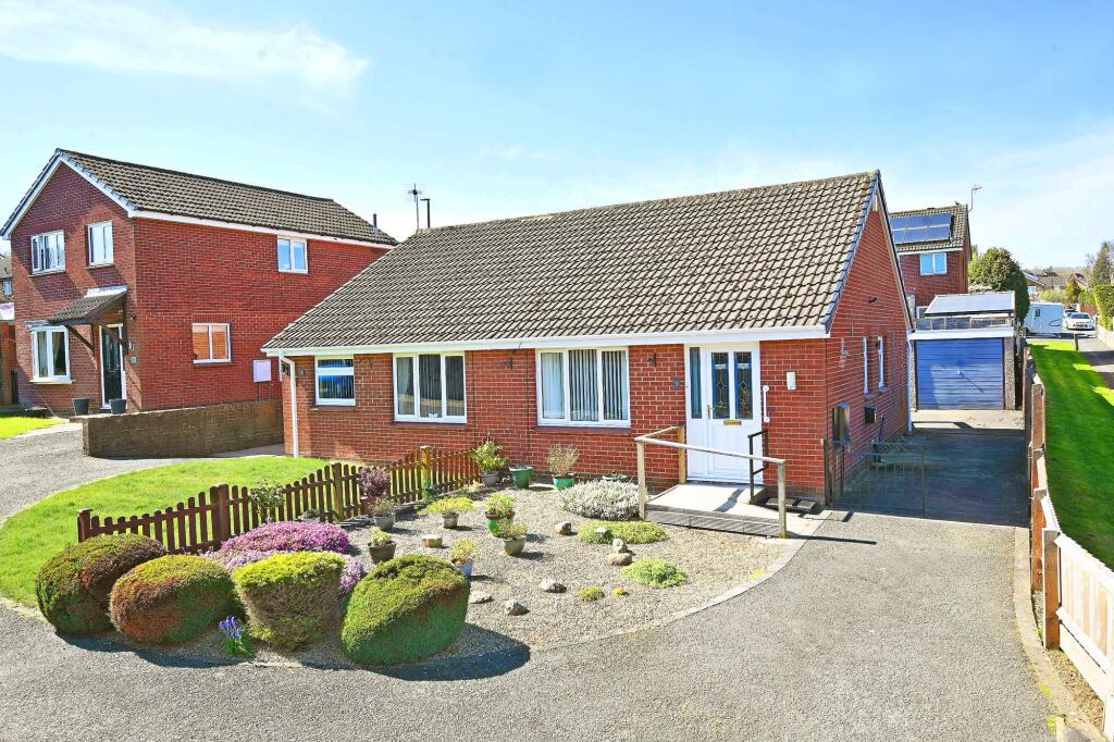 Main image of property: Wood Aven Close, Harrogate, HG3