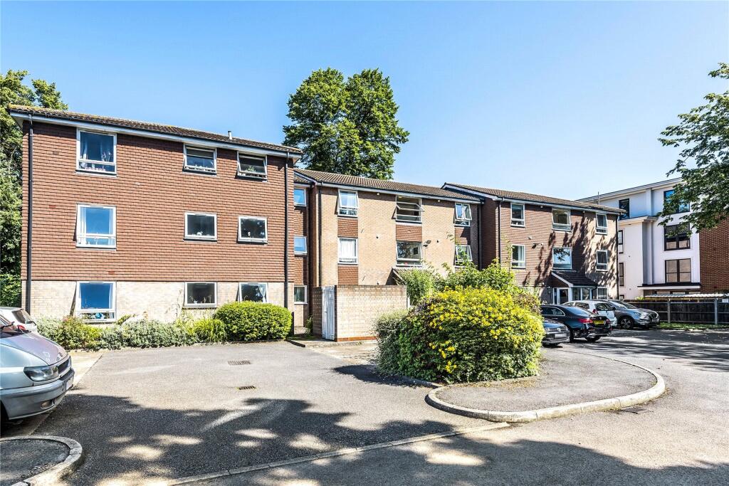 Main image of property: Wellingtonia House, 135 Church Road, Addlestone, Surrey, KT15