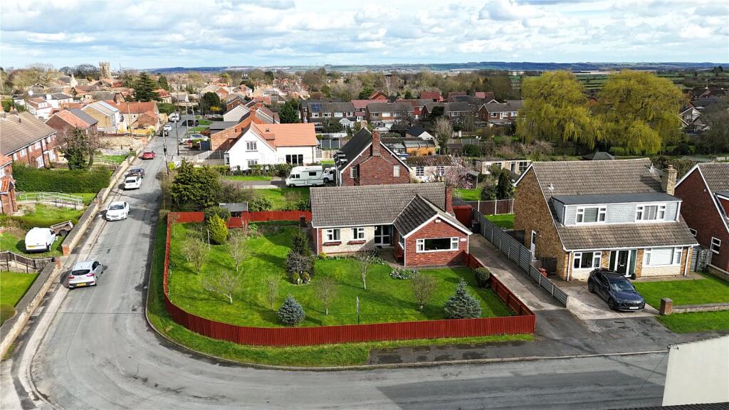 Main image of property: Sowers Lane, Winterton, Scunthorpe, Lincolnshire, DN15