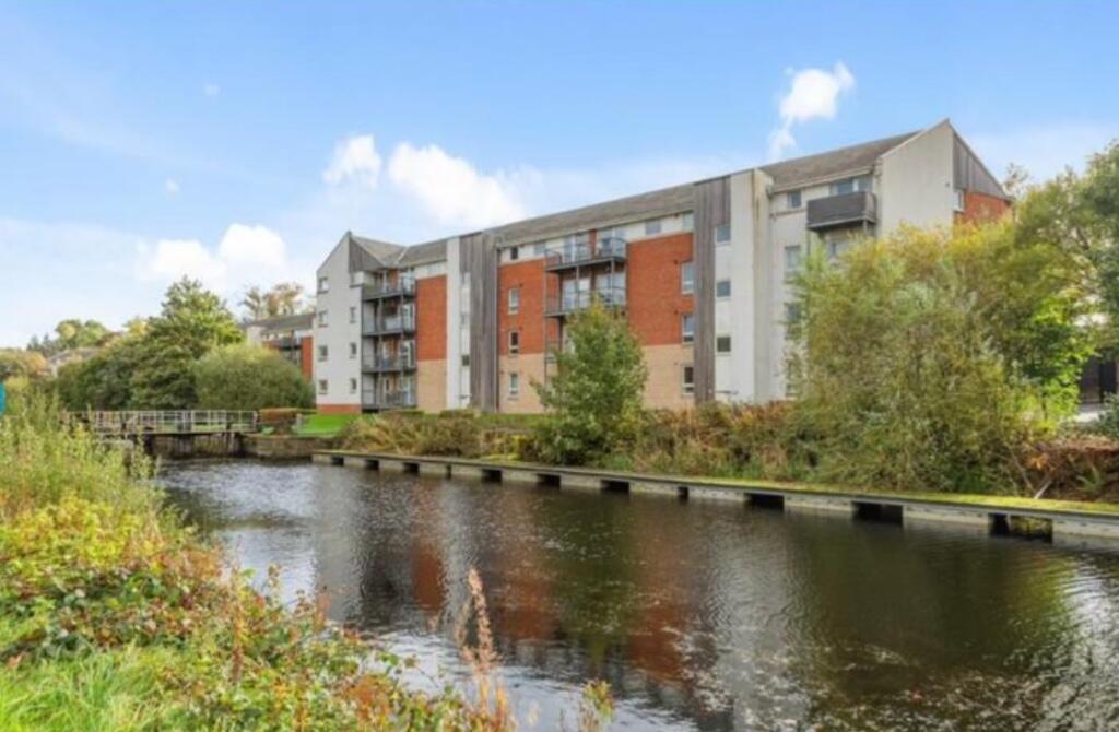 4-bed flat on Flat 8/3 The Maltings, Falkirk, Stirlingshire, FK1 5BX, £219,995