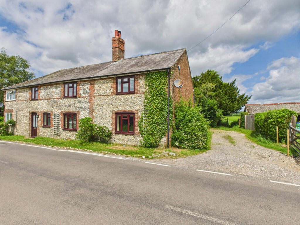 Forestside, Rowlands Castle, PO9 - View 4