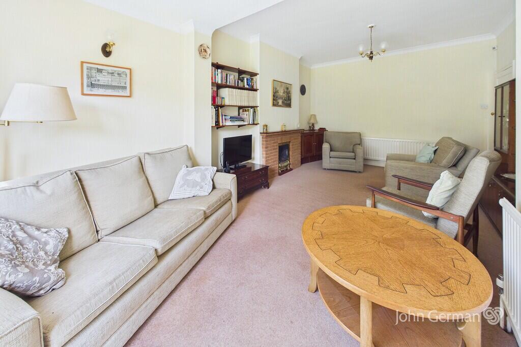 House in Leicester - More