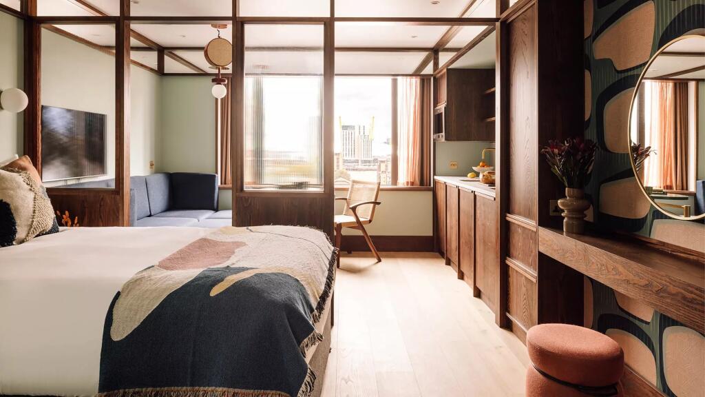 Main image of property: Brand New Studio Canary Wharf
