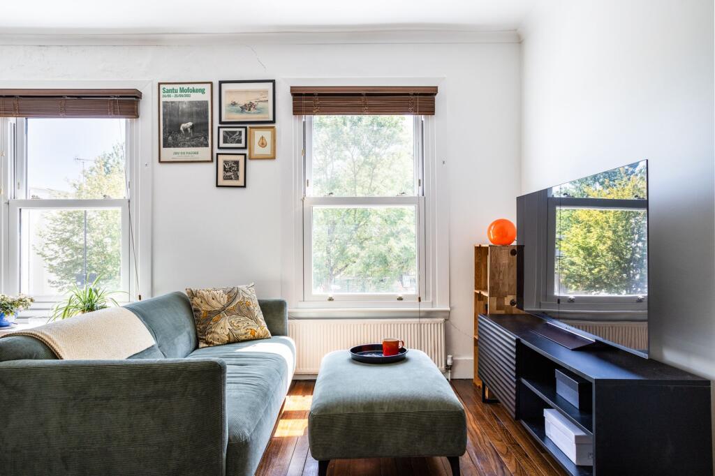 Apartment in London, Finsbury Park - View 2