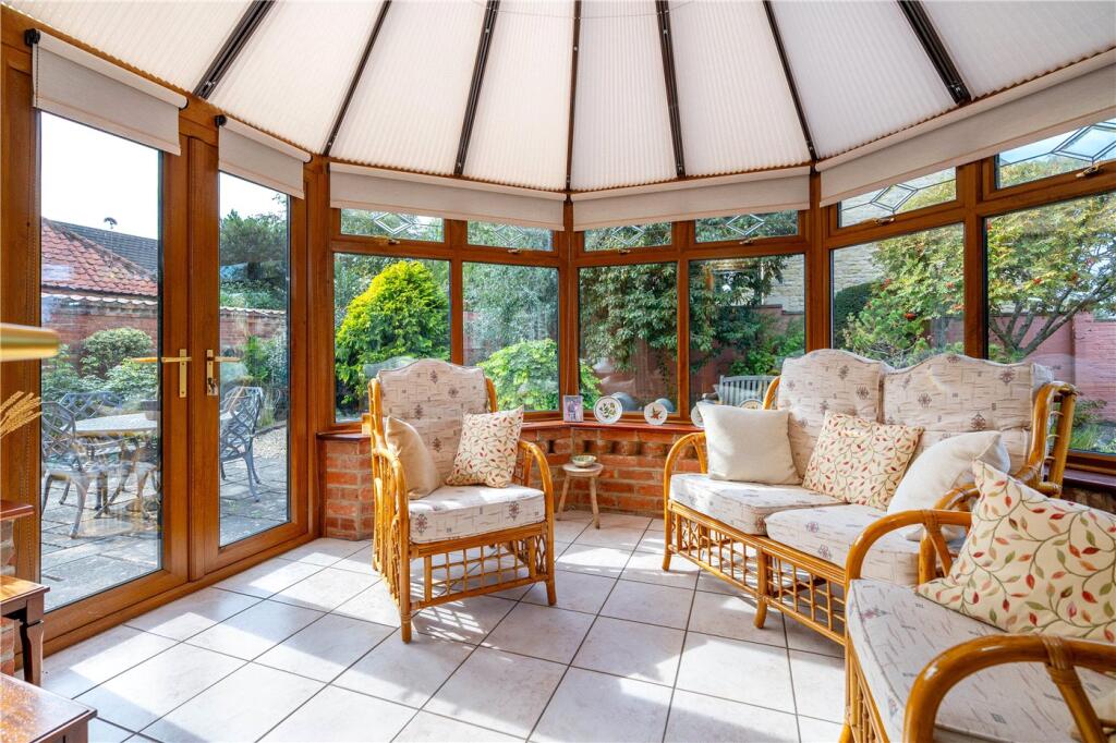 House in Peterborough - View 5
