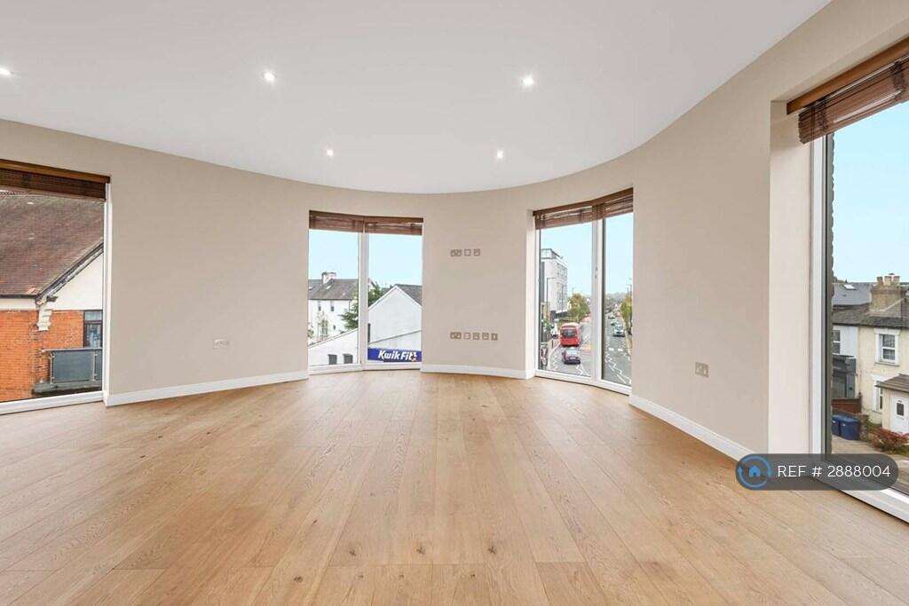 Main image of property: East Barnet Road, Barnet, EN4