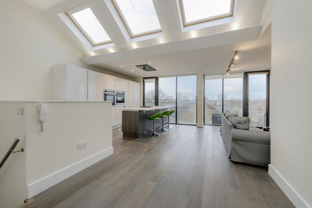 Main image of property: Durham Road, East Finchley, London N2