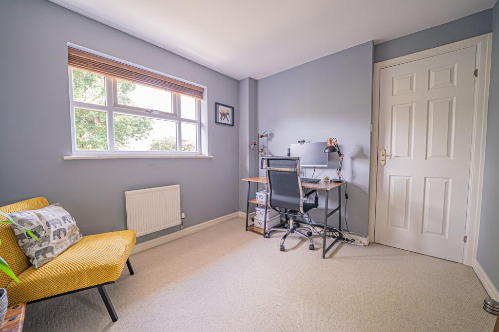 Additional image 20 of Chadworth Avenue, Dorridge, B93