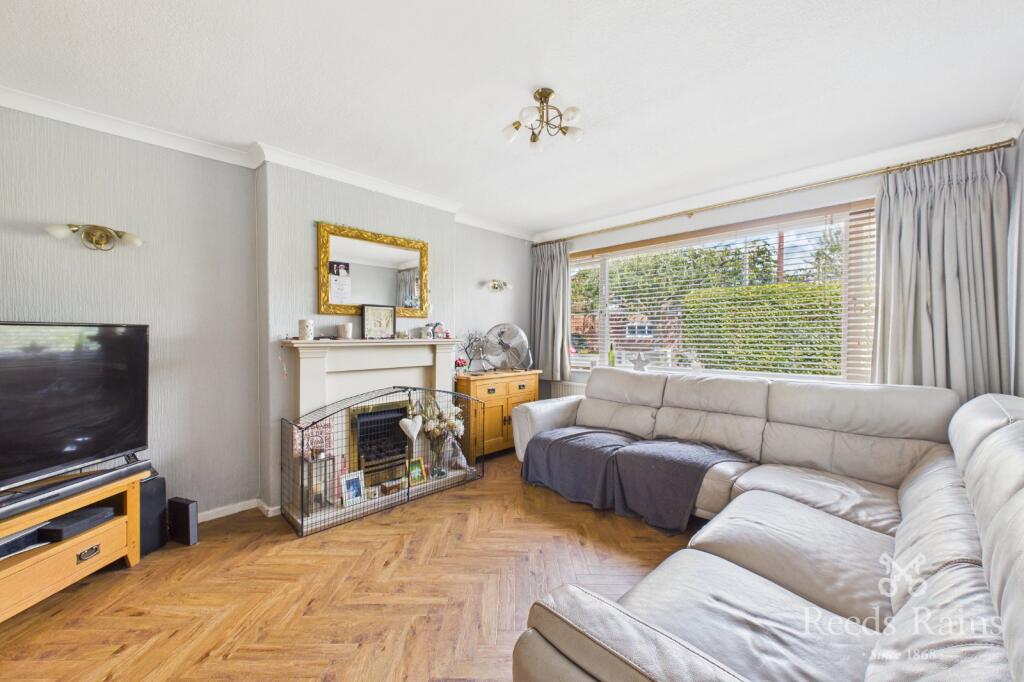 House in Stockport, Woodsmoor - View 5