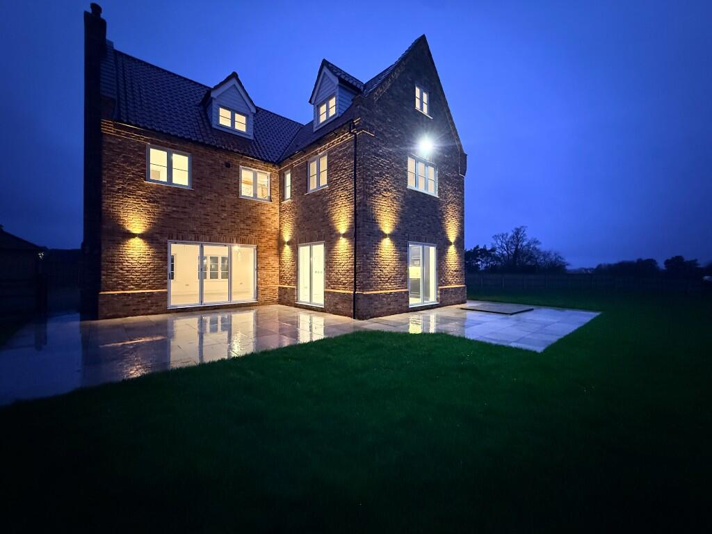 Main image of property:  Calgary House, 28 Taylor Drift, Harling, Norfolk, NR16 2TF