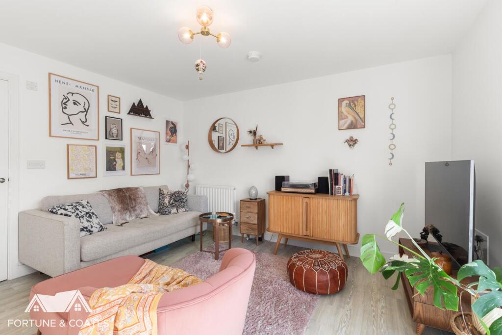 Apartment in Chelmsford - View 2