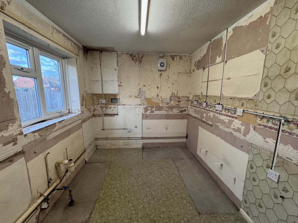 50 Bushmead Road, Eaton Socon, St. Neots PE19 8GR photo 5