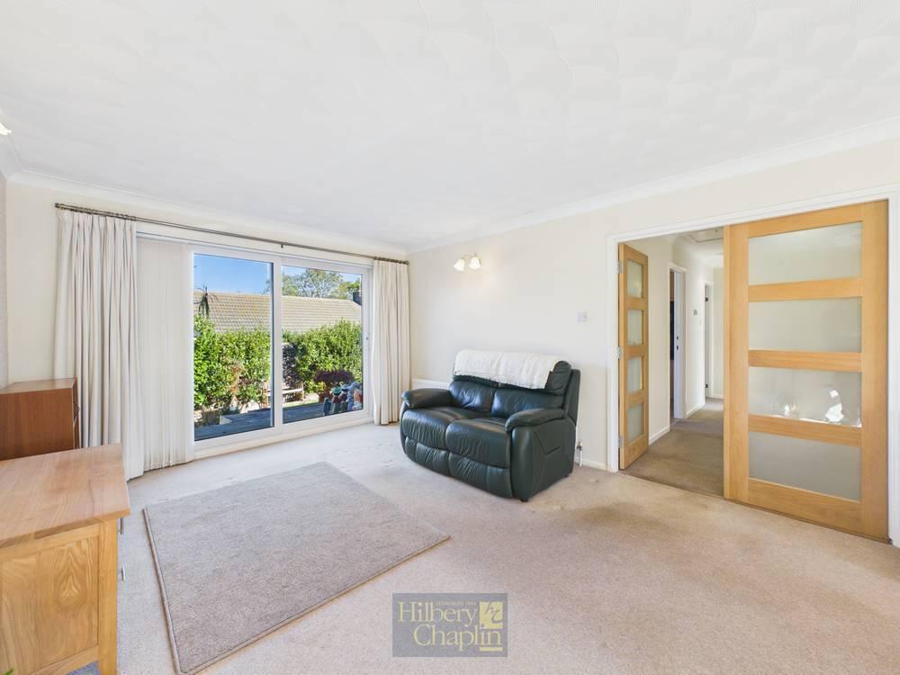 House in Basildon, Pitsea Mount, Vange - More