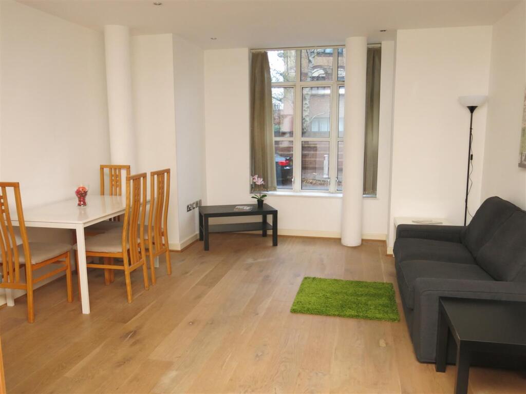 Main image of property: 34 Sherborne Street, Birmingham, B16