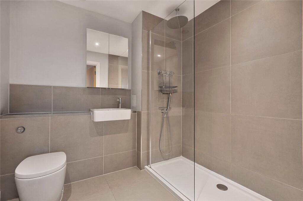 Apartment in London, Earlsfield - More