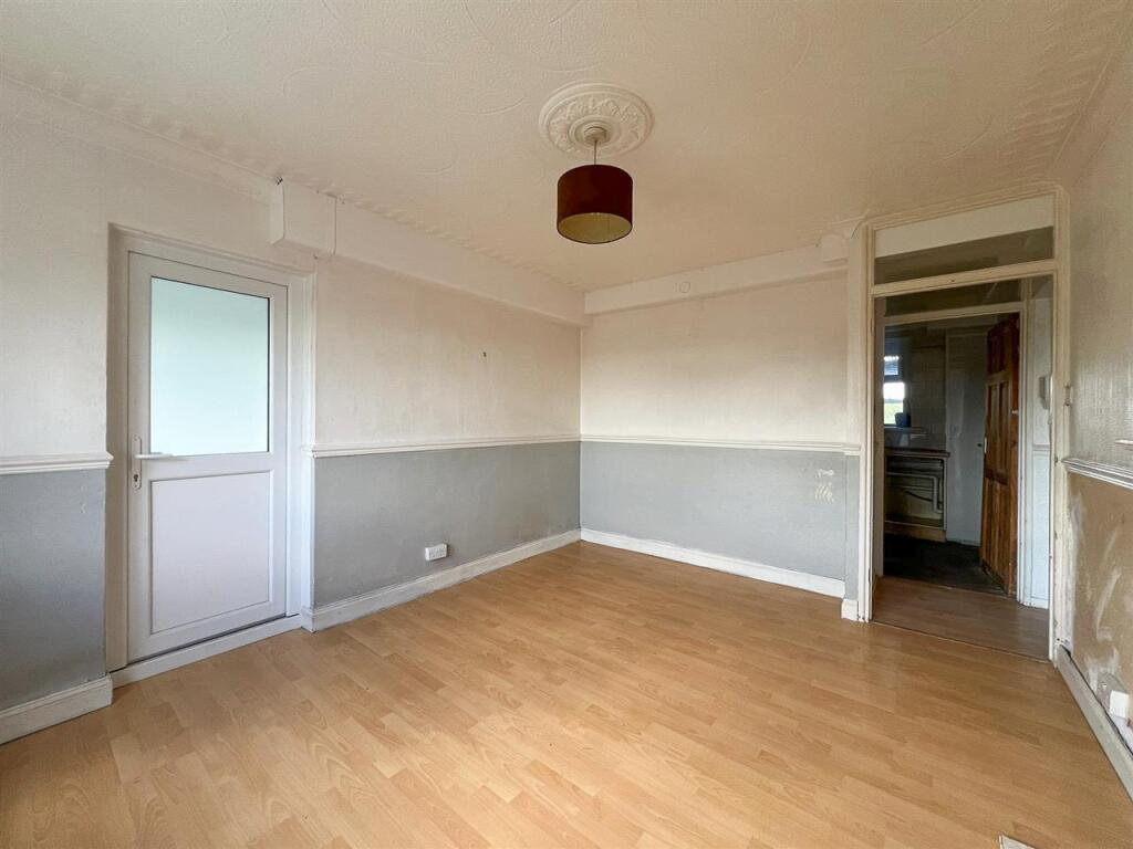 Leominster House, 230 Tile Cross Road, Birmingham photo 3