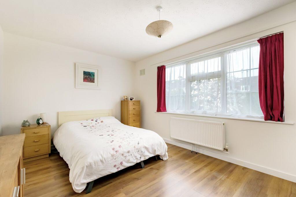 House in Bristol, Stoke Bishop - More