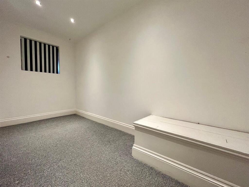 Apartment in Bristol, Upper Knowle, Totterdown - View 5